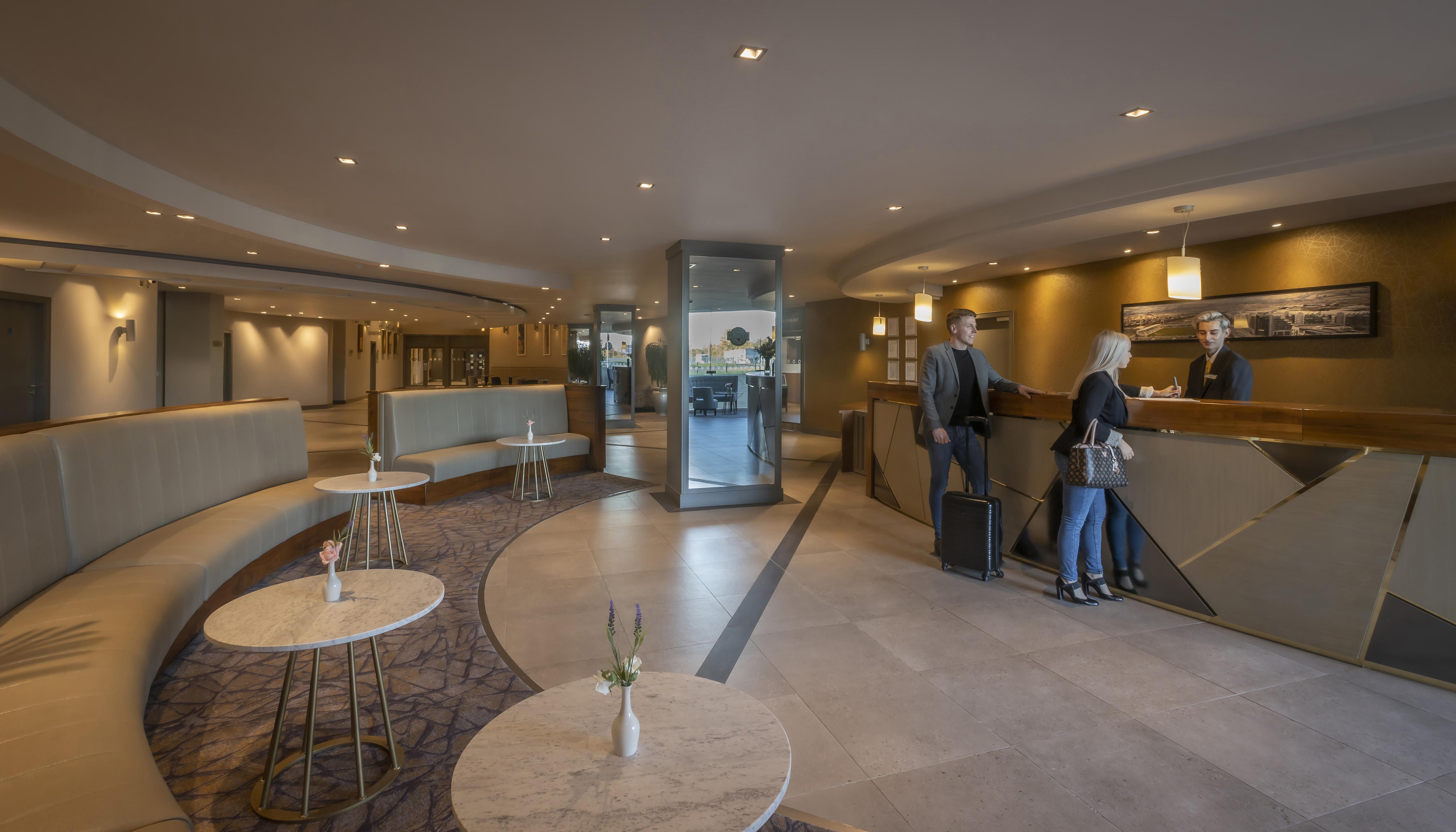 Maldron Hotel טאלאט מראה חיצוני תמונה