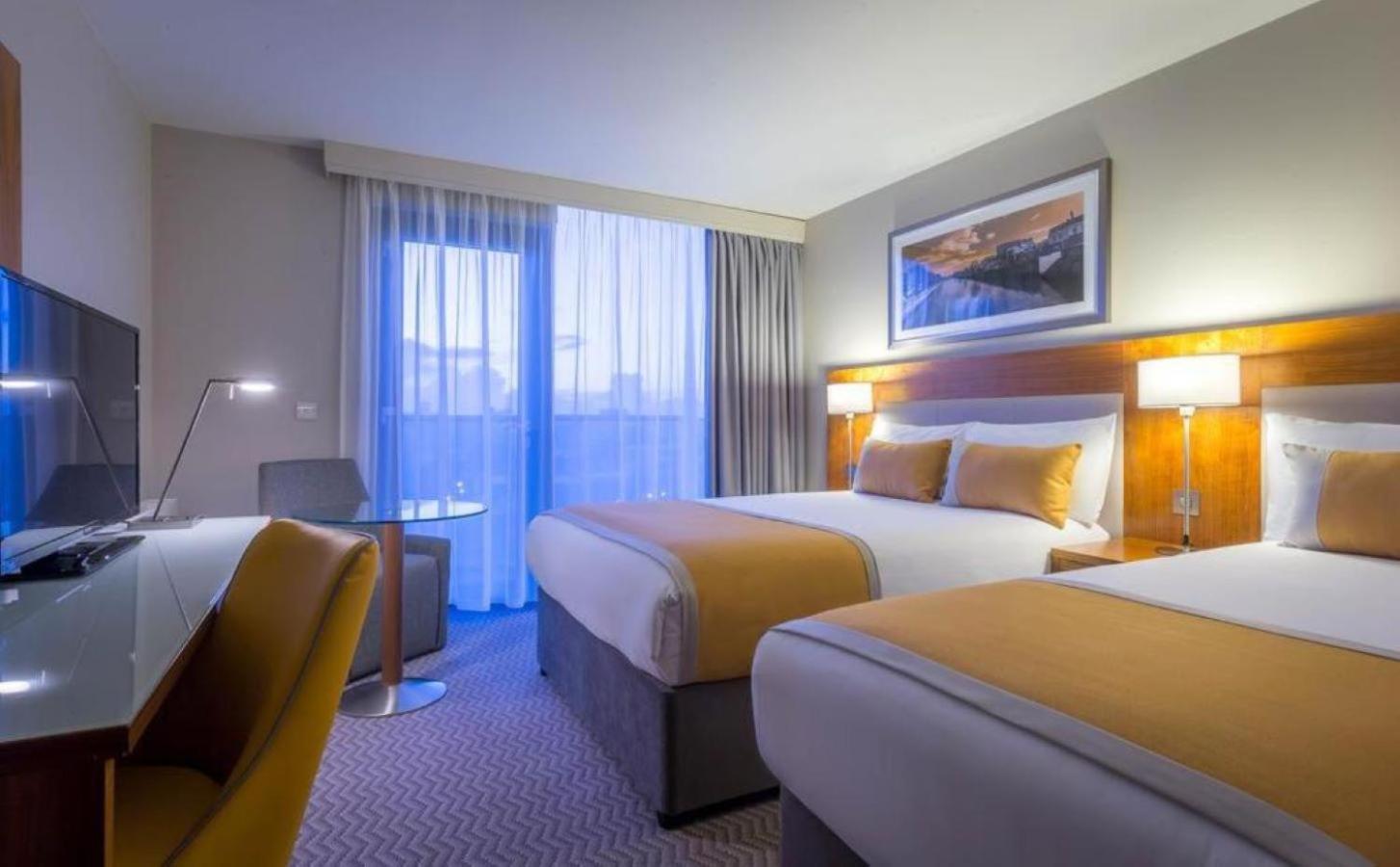 Maldron Hotel טאלאט מראה חיצוני תמונה