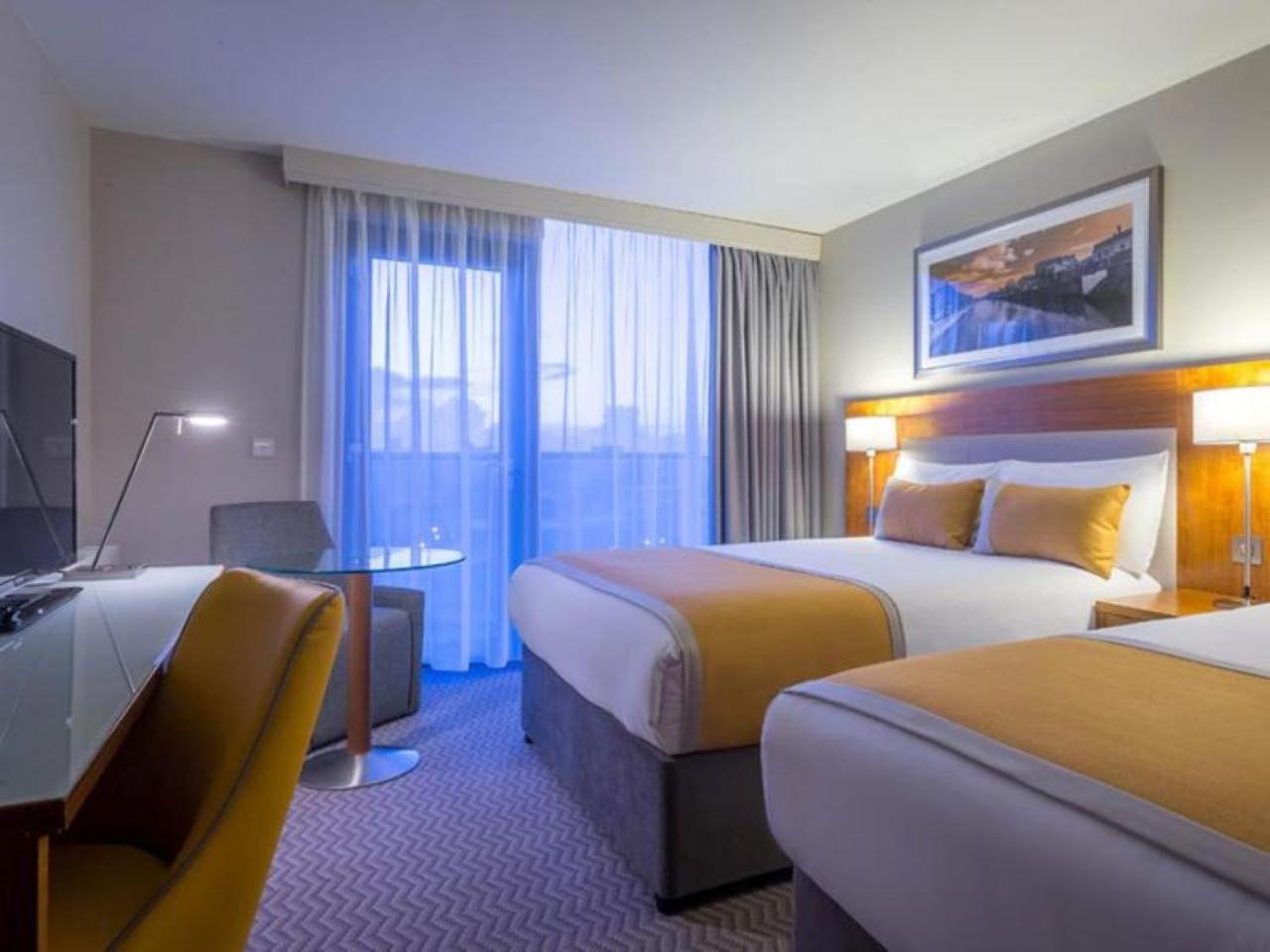 Maldron Hotel טאלאט מראה חיצוני תמונה