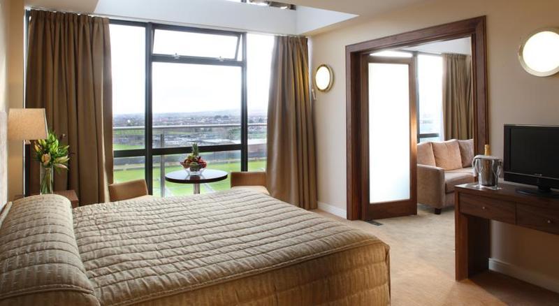 Maldron Hotel טאלאט מראה חיצוני תמונה