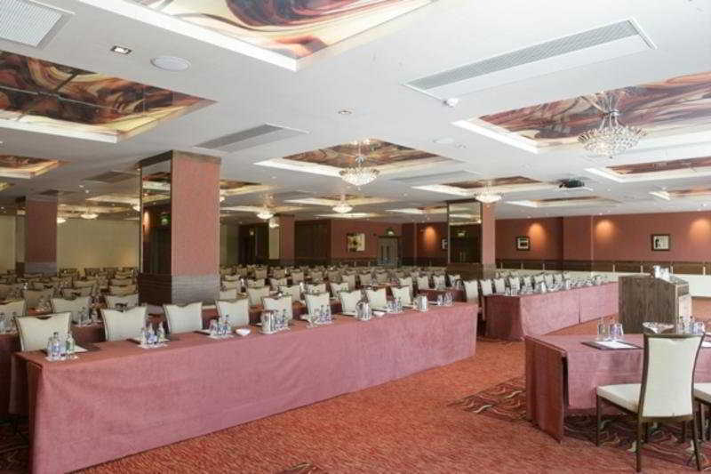 Maldron Hotel טאלאט מראה חיצוני תמונה